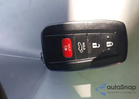 2022 Toyota Highlander Xle z USA, uszkodzony, nr VIN 5TDGZRAH8NS112899